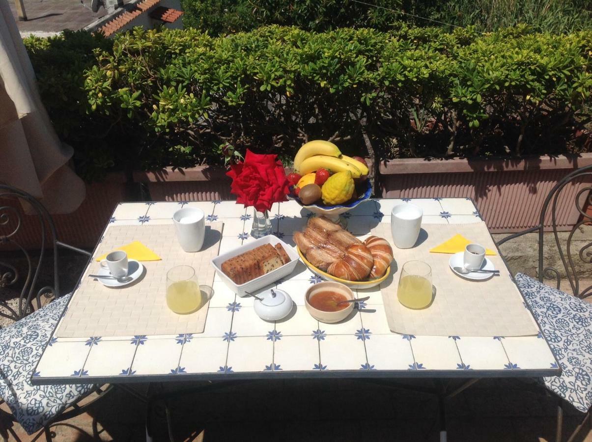 La Terrazzina Sul Tramonto Bed & Breakfast Forio  Exterior photo